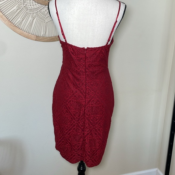 lulus red lace bodycon dress size Large NWT - Picture 9 of 12